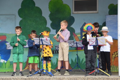 Foto des Albums: Schuljahresabschlussfeier - Bilder des ersten Teils