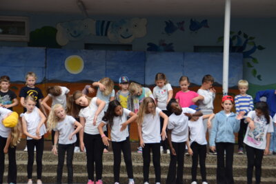 Foto des Albums: Schuljahresabschlussfeier - Bilder des ersten Teils