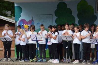 Foto des Albums: Schuljahresabschlussfeier - Bilder des ersten Teils