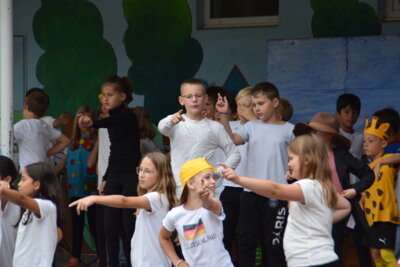 Foto des Albums: Schuljahresabschlussfeier - Bilder des ersten Teils