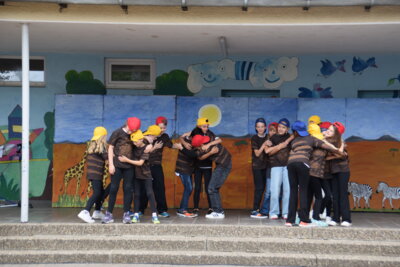 Foto des Albums: Schuljahresabschlussfeier - Bilder des zweiten Teils