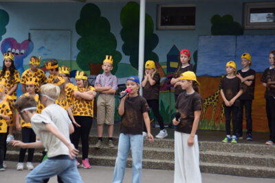 Foto des Albums: Schuljahresabschlussfeier - Bilder des zweiten Teils
