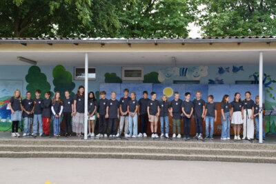 Foto des Albums: Schuljahresabschlussfeier - Bilder des zweiten Teils