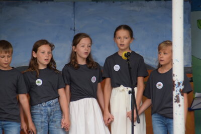 Foto des Albums: Schuljahresabschlussfeier - Bilder des zweiten Teils