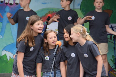 Foto des Albums: Schuljahresabschlussfeier - Bilder des zweiten Teils