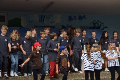 Foto des Albums: Schuljahresabschlussfeier - Bilder des dritten Teils