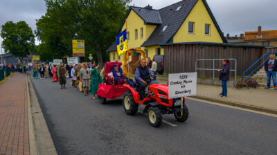 Foto des Albums: Festumzug - 750 Jahre Marnitz