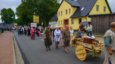 Foto des Albums: Festumzug - 750 Jahre Marnitz