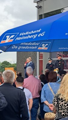 Foto des Albums: Einweihung Feuerwehrgerätehaus und Fahrzeuge Porselen