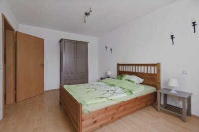 merz 007  (Bild vergr&ouml;&szlig;ern)