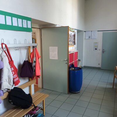 offene T&uuml;ren  (Bild vergr&ouml;&szlig;ern)