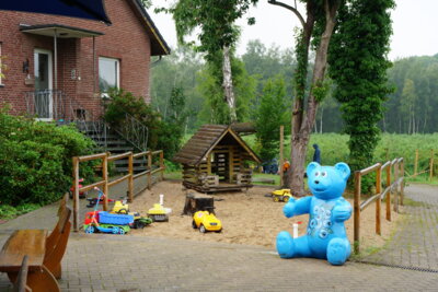 Blaub&auml;r  (Bild vergr&ouml;&szlig;ern)