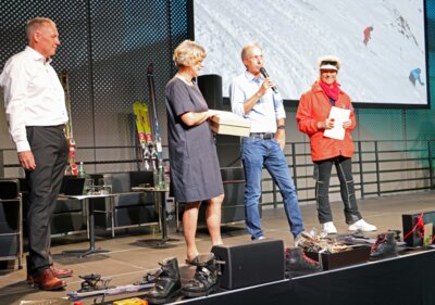Foto des Albums: 100 Jahre Feier