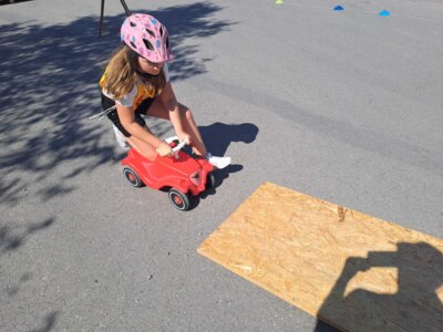 Foto des Albums: Bobbycar-Rennen 2025 in Eggenthal!