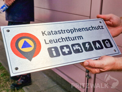 Foto des Albums: Übergabe des Leuchtturms für den Katastrophenfall