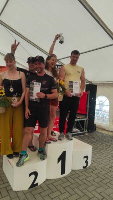 Foto des Albums: TNT 2025 - Sport