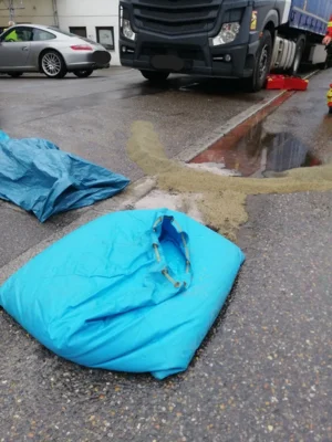 Foto des Albums: EInsatz_Gefahrgut_Karlstraße