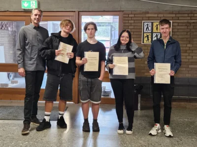 Foto des Albums: Preisverleihung an die besten Schülerinnen und Schüler