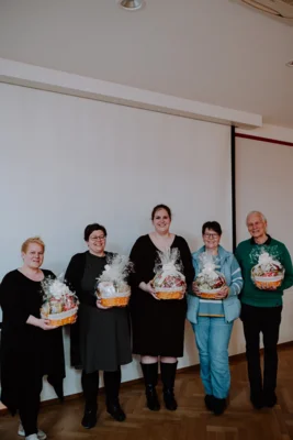 Foto des Albums: LDV April 2025