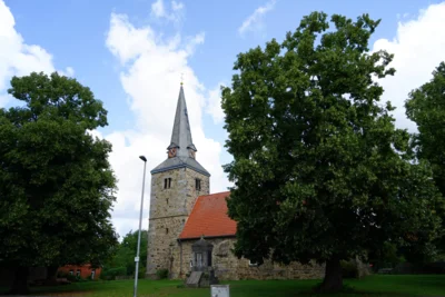 Heilig Kreuz Kirche  (Bild vergr&ouml;&szlig;ern)