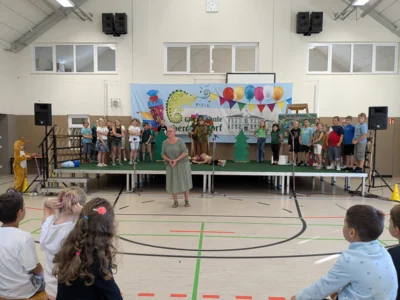 Foto des Albums: Ein neues Schuljahr beginnt