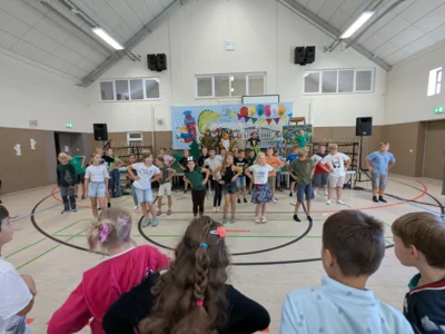 Foto des Albums: Ein neues Schuljahr beginnt