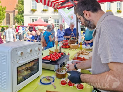 Foto des Albums: PriMa-Treff Tomatenmarkt mit Bruscetta und Grilltomaten