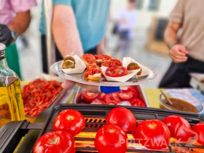 Foto des Albums: PriMa-Treff Tomatenmarkt mit Bruscetta und Grilltomaten
