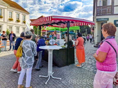 Foto des Albums: PriMa-Treff Tomatenmarkt mit Bruscetta und Grilltomaten
