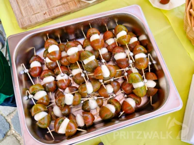 Foto des Albums: PriMa-Treff Tomatenmarkt mit Bruscetta und Grilltomaten