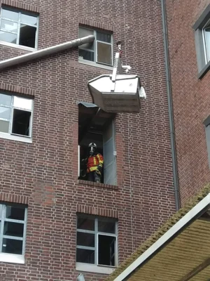 Foto des Albums: FEU G - Nachbarschaftliche Löschhilfe - Industriebrand Elmshorn
