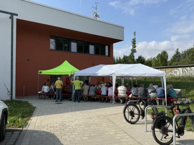 Festplatz  (Bild vergr&ouml;&szlig;ern)