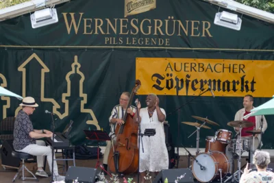 Foto des Albums: Auerbacher Töpfermarkt 2025