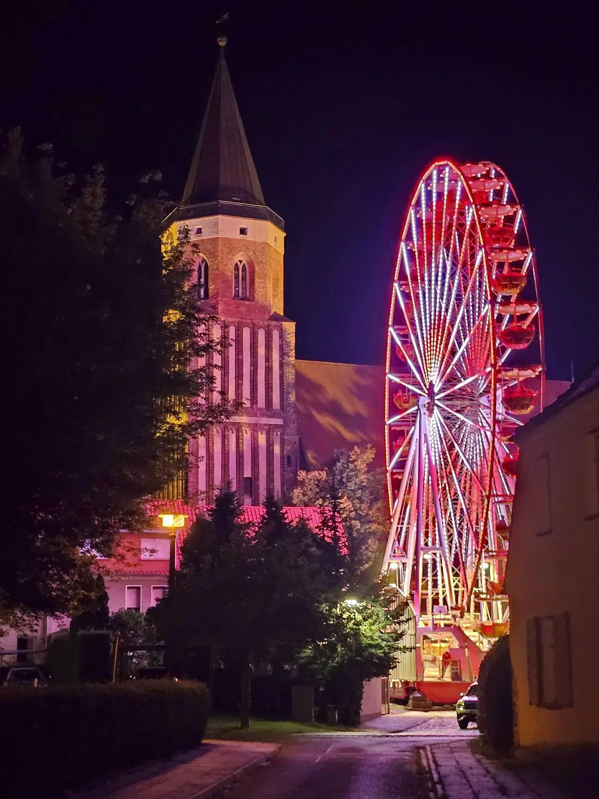 Bild: Impressionen vom Calauer Stadtfest. Foto: Matthias Nerenz