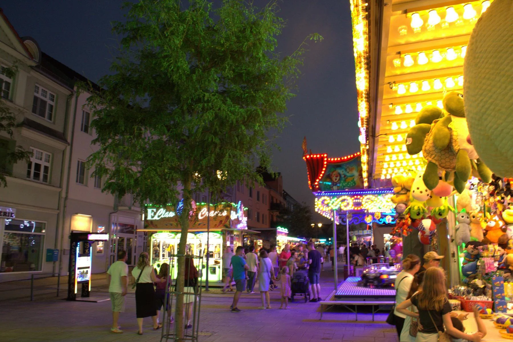 Bild: Impressionen vom Calauer Stadtfest. Foto: Jayden During