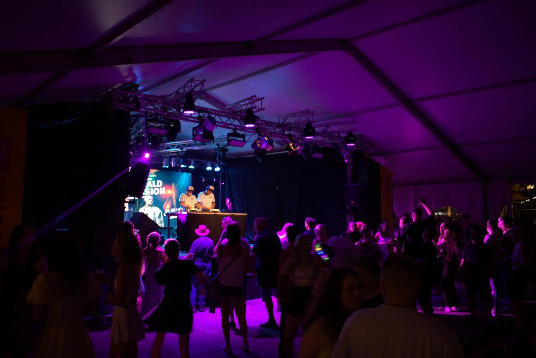 Bild: Impressionen vom Calauer Stadtfest. Foto: Jayden During