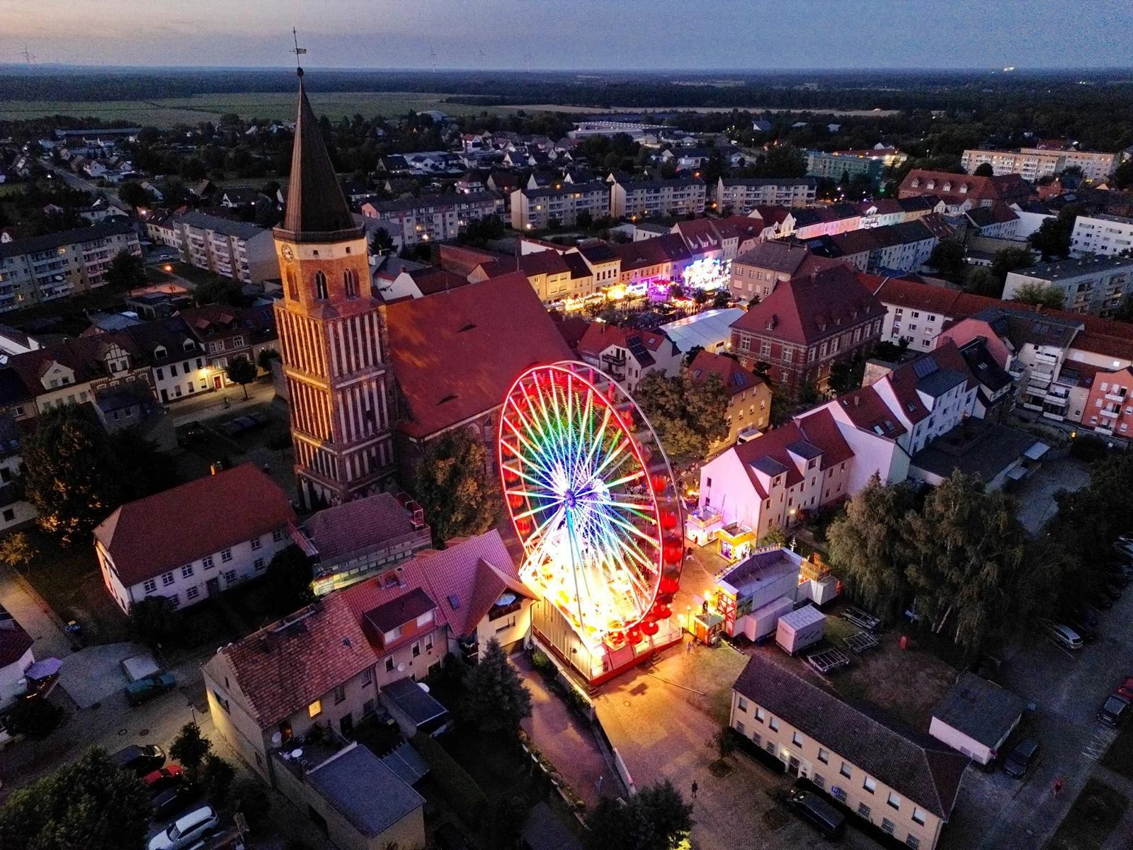 Bild: Impressionen vom Calauer Stadtfest. Foto: Matthias Nerenz
