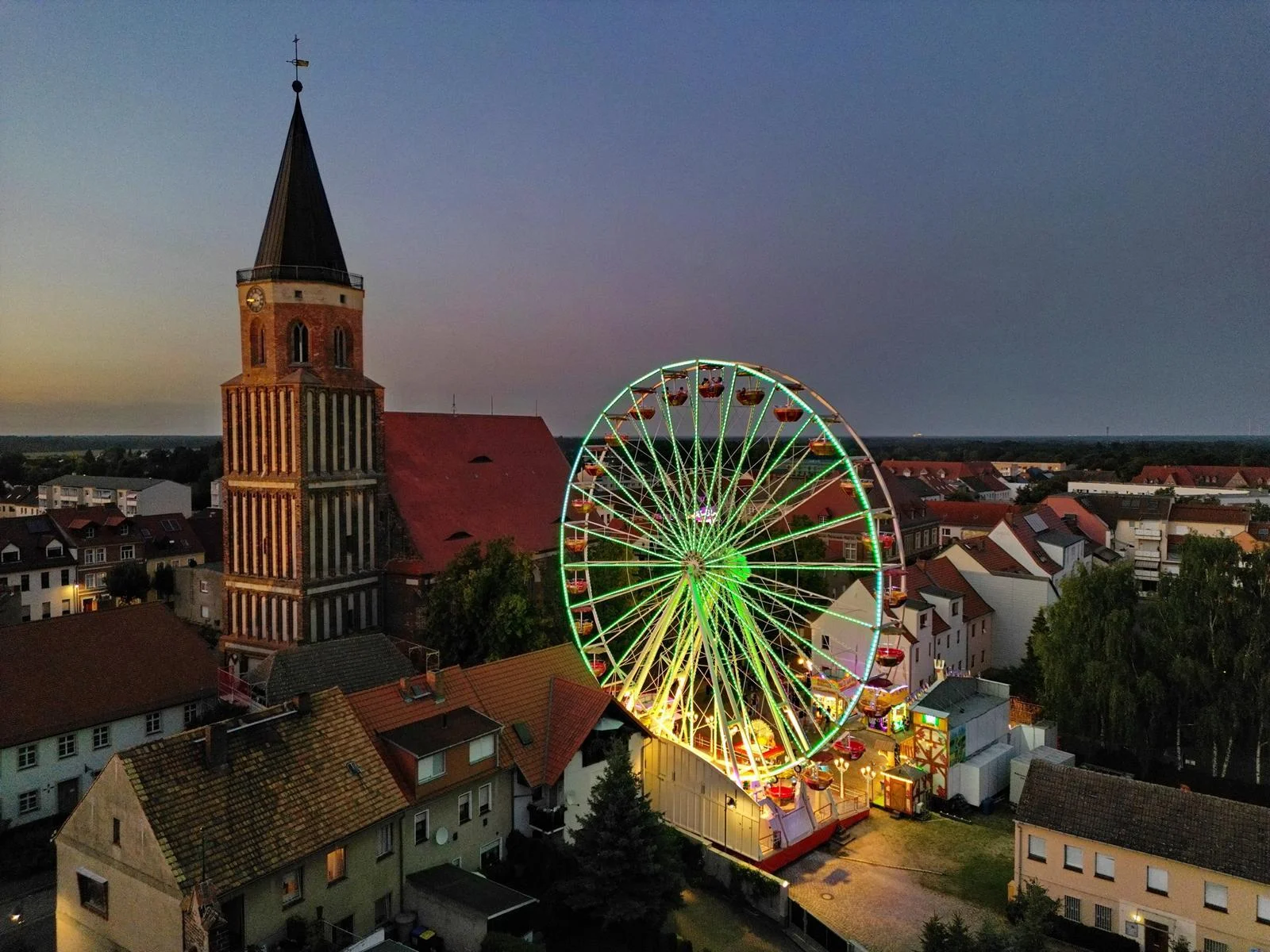 Bild: Impressionen vom Calauer Stadtfest. Foto: Matthias Nerenz