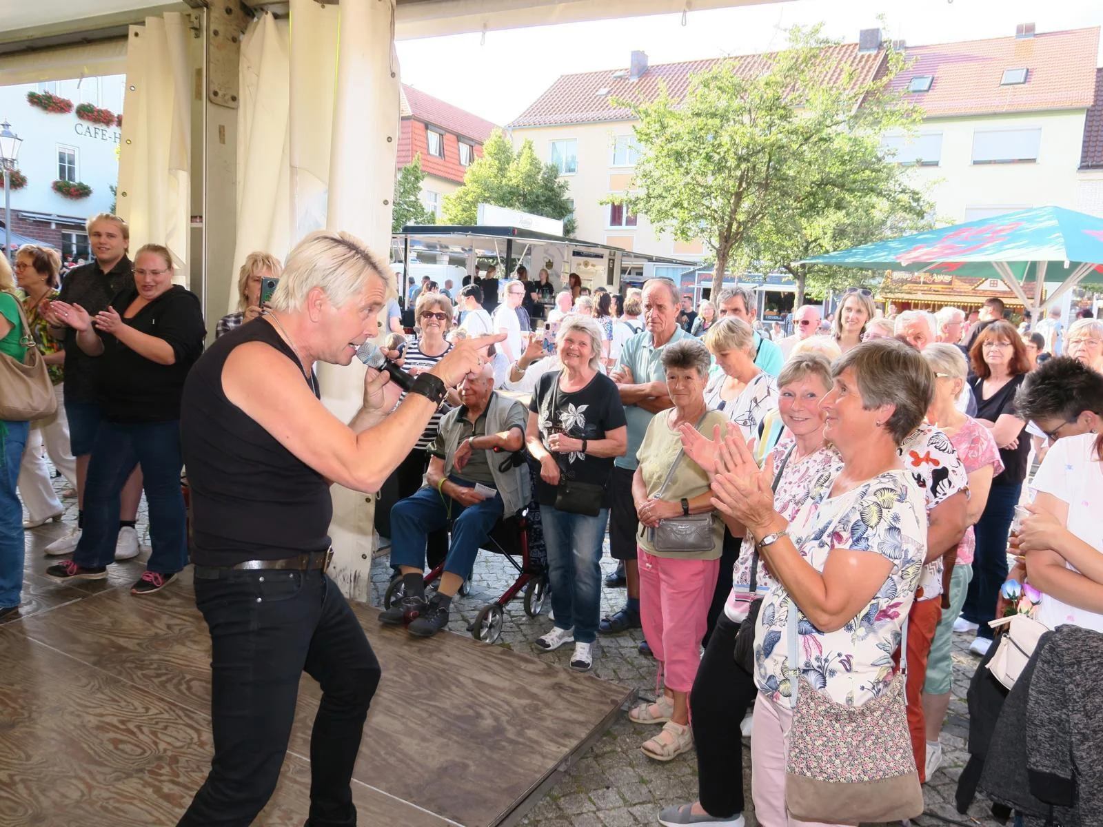Bild: Impressionen vom Calauer Stadtfest. Foto: Jan Hornhauer