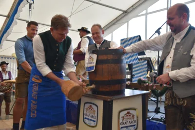 Foto des Albums: Stimmungsvolle Volksfesttage in Bildern