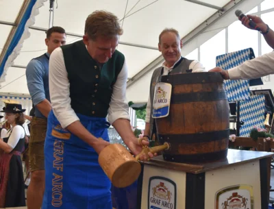 Foto des Albums: Stimmungsvolle Volksfesttage in Bildern