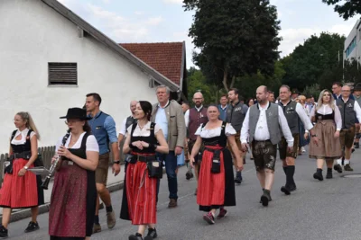 Foto des Albums: Stimmungsvolle Volksfesttage in Bildern