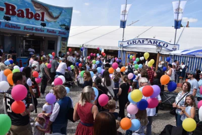 Foto des Albums: Stimmungsvolle Volksfesttage in Bildern