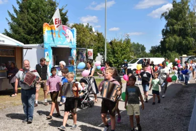 Foto des Albums: Stimmungsvolle Volksfesttage in Bildern