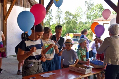 Foto des Albums: Stimmungsvolle Volksfesttage in Bildern