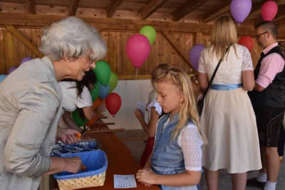 Foto des Albums: Stimmungsvolle Volksfesttage in Bildern