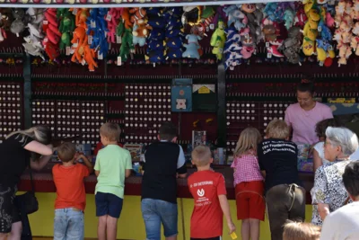 Foto des Albums: Stimmungsvolle Volksfesttage in Bildern