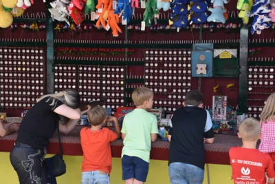 Foto des Albums: Stimmungsvolle Volksfesttage in Bildern
