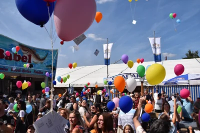 Foto des Albums: Stimmungsvolle Volksfesttage in Bildern