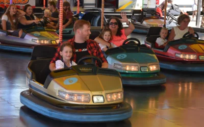 Foto des Albums: Stimmungsvolle Volksfesttage in Bildern